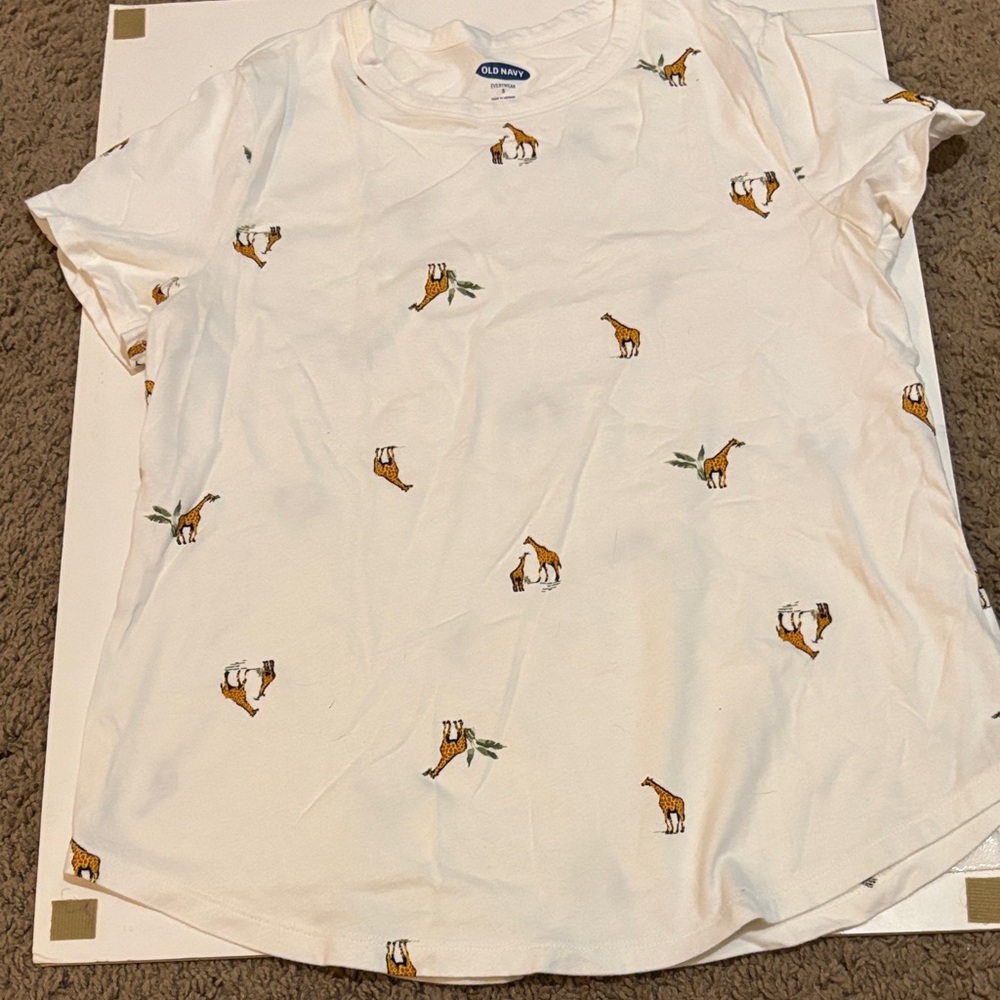 Old Navy Cream T-Shirt with Giraffe Pattern